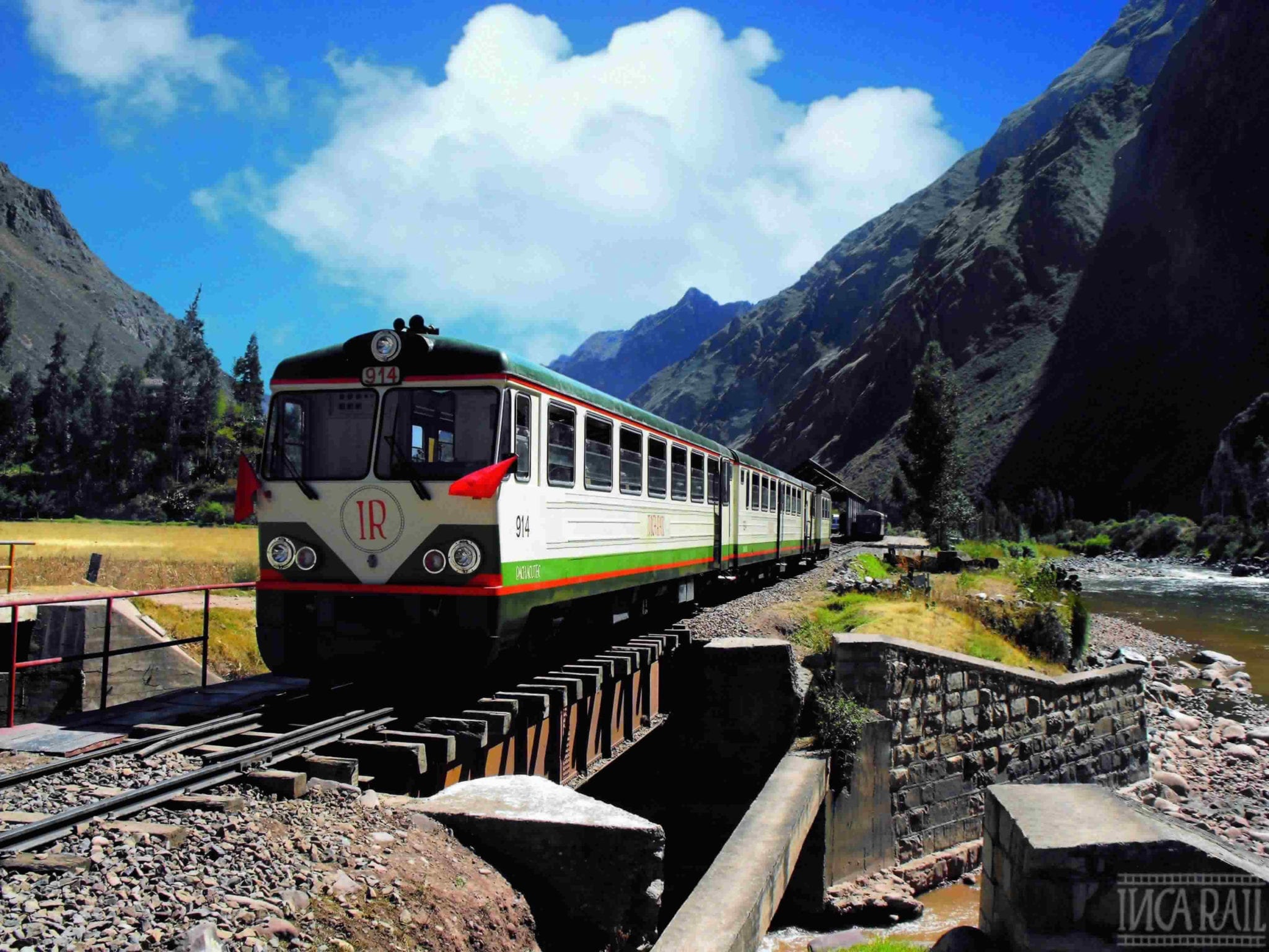 Perurail vs Incarail Journey Machu Picchu